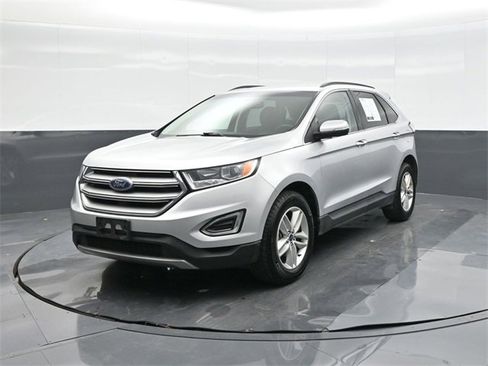 Used 2017 Ford Edge SEL image 34
