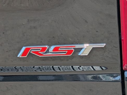 Certified 2022 Chevrolet Silverado 1500 RST AWD/4WD image 11