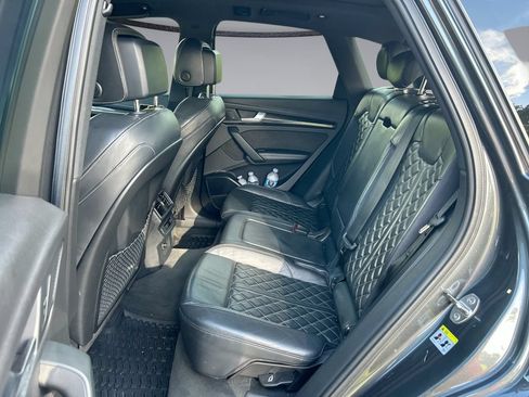 Used 2018 Audi SQ5 Prestige w/ Prestige Package AWD/4WD image 31