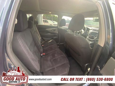 Used 2018 Nissan Murano SV w/ Premium Package image 10