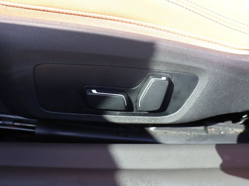 Used 2025 BMW M240i Coupe image 19