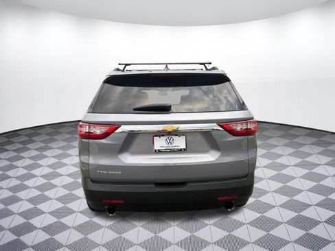 Used 2019 Chevrolet Traverse LT FWD image 10