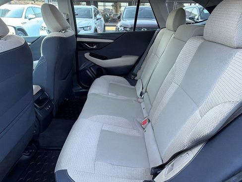 Used 2021 Subaru Outback Premium image 18