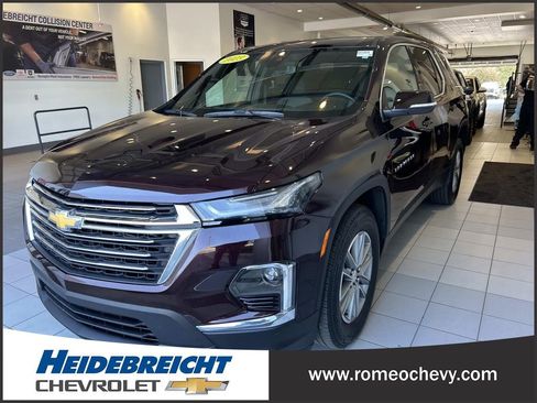 Used 2023 Chevrolet Traverse LT FWD image 6