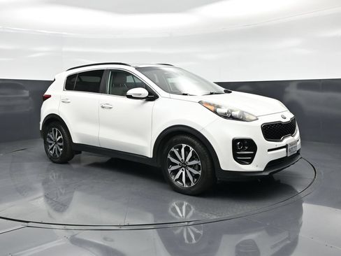 Used 2018 Kia Sportage EX w/ EX Technology Package FWD image 26