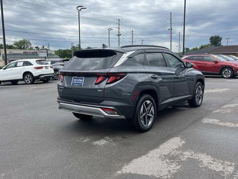 Certified 2025 Hyundai Tucson SEL AWD/4WD image 5