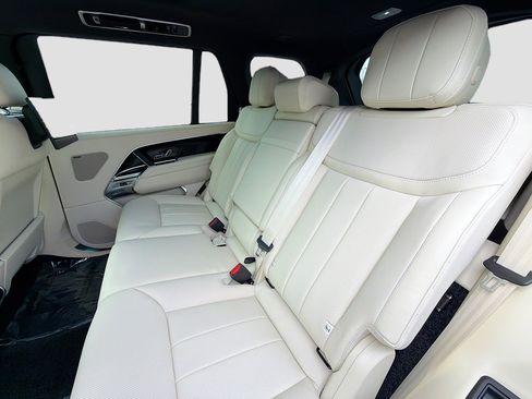 New 2026 Land Rover Range Rover Long Wheelbase SE AWD/4WD image 20