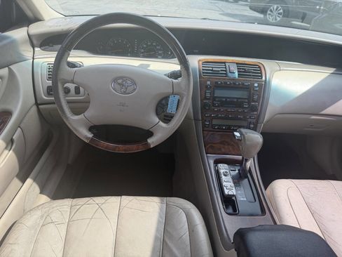 Used 2004 Toyota Avalon XLS FWD image 6