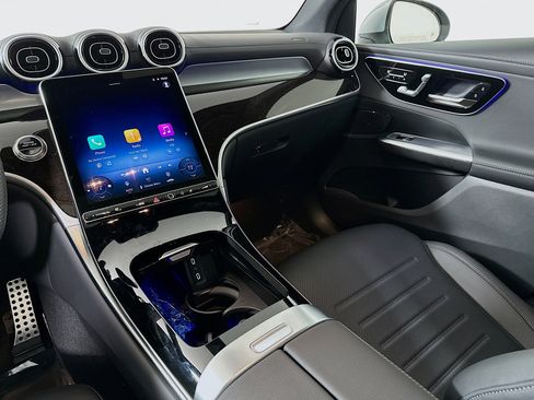 New 2025 Mercedes-Benz GLC 300 4MATIC image 23
