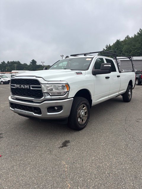 Used 2024 RAM 2500 Tradesman w/ Chrome Appearance Group AWD/4WD image 3