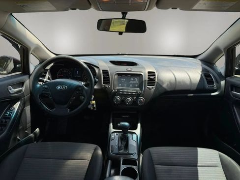 Used 2018 Kia Forte LX w/ LX Popular Package FWD image 17