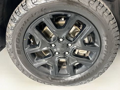 Used 2021 Jeep Compass Sport AWD/4WD image 32