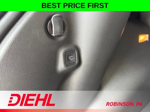 New 2026 Jeep Compass Limited w/ Sun, Sound & Navigation Group AWD/4WD image 11