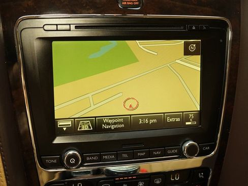 Used 2016 Bentley Flying Spur W12 image 14