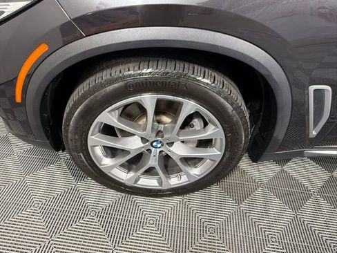 Used 2020 BMW X5 xDrive40i w/ Convenience Package image 16