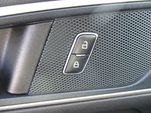 Used 2024 Ford Edge SEL w/ Convenience Package image 33