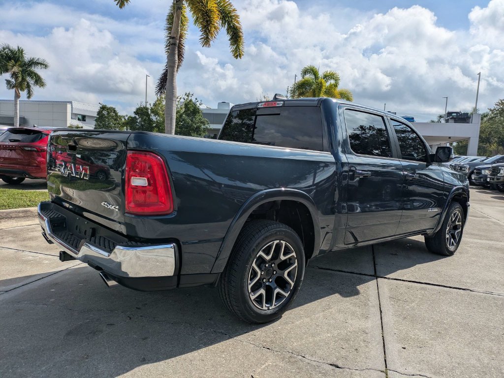 Used 2026 RAM 1500 Laramie AWD/4WD image 4