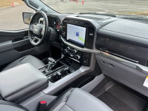 Used 2023 Ford F150 Lariat w/ Equipment Group 502A High image 39