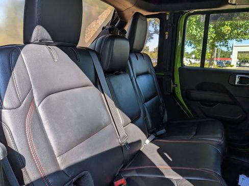 Used 2019 Jeep Wrangler Unlimited Rubicon image 31