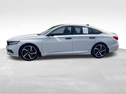 Used 2018 Honda Accord Sport image 5