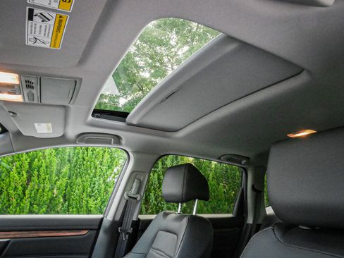 Certified 2022 Honda CR-V Touring image 28
