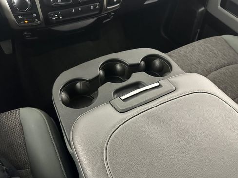 Used 2016 RAM 1500 Big Horn AWD/4WD image 19