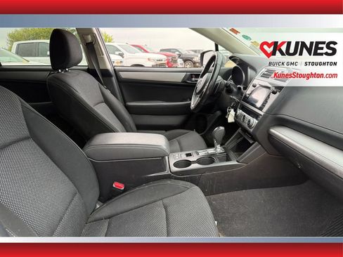 Used 2017 Subaru Outback 2.5i Premium AWD/4WD image 41
