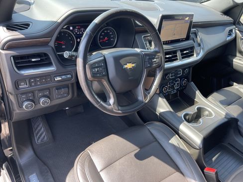 Used 2021 Chevrolet Suburban High Country AWD/4WD image 13