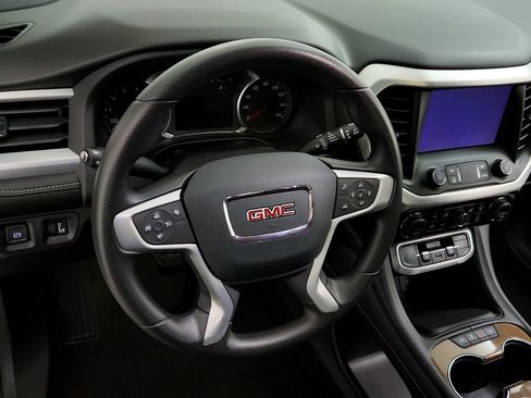 Certified 2021 GMC Acadia SLE w/ Driver Convenience Package FWD image 18