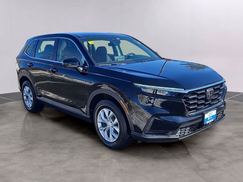 Used 2024 Honda CR-V LX image 3