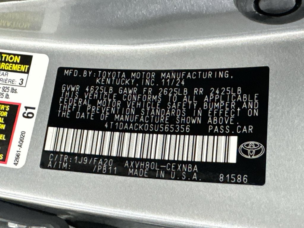 Used 2025 Toyota Camry LE FWD image 35