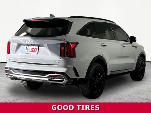 Used 2023 Kia Sorento SX AWD/4WD image 6