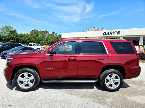 Used 2017 Chevrolet Tahoe LT image 3