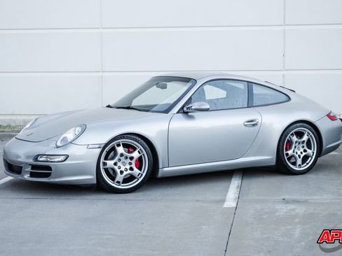 Used 2005 Porsche 911 Carrera S image 32