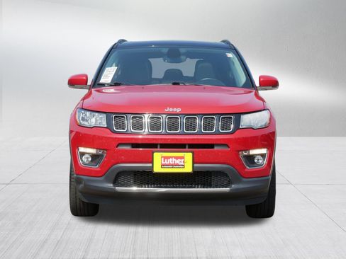 Used 2018 Jeep Compass Limited AWD/4WD image 2