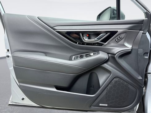 Used 2024 Subaru Outback Limited image 9