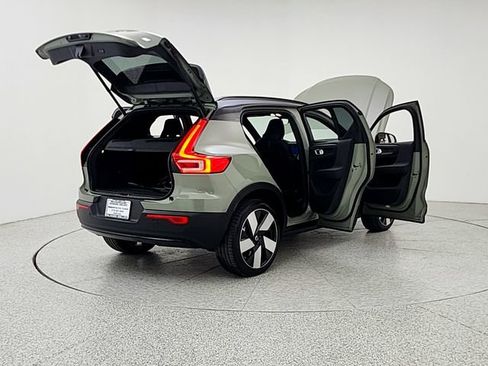 Certified 2023 Volvo XC40 Recharge Ultimate w/ Protection Package Premier AWD/4WD image 11