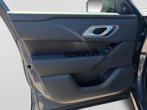 New 2026 Land Rover Range Rover Velar Dynamic SE AWD/4WD image 12