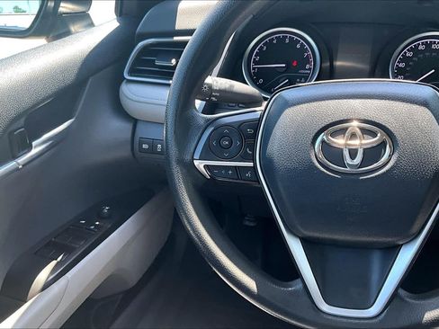 Certified 2022 Toyota Camry LE FWD image 23