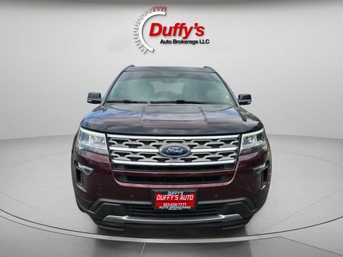 Used 2018 Ford Explorer XLT w/ Equipment Group 201A AWD/4WD image 15