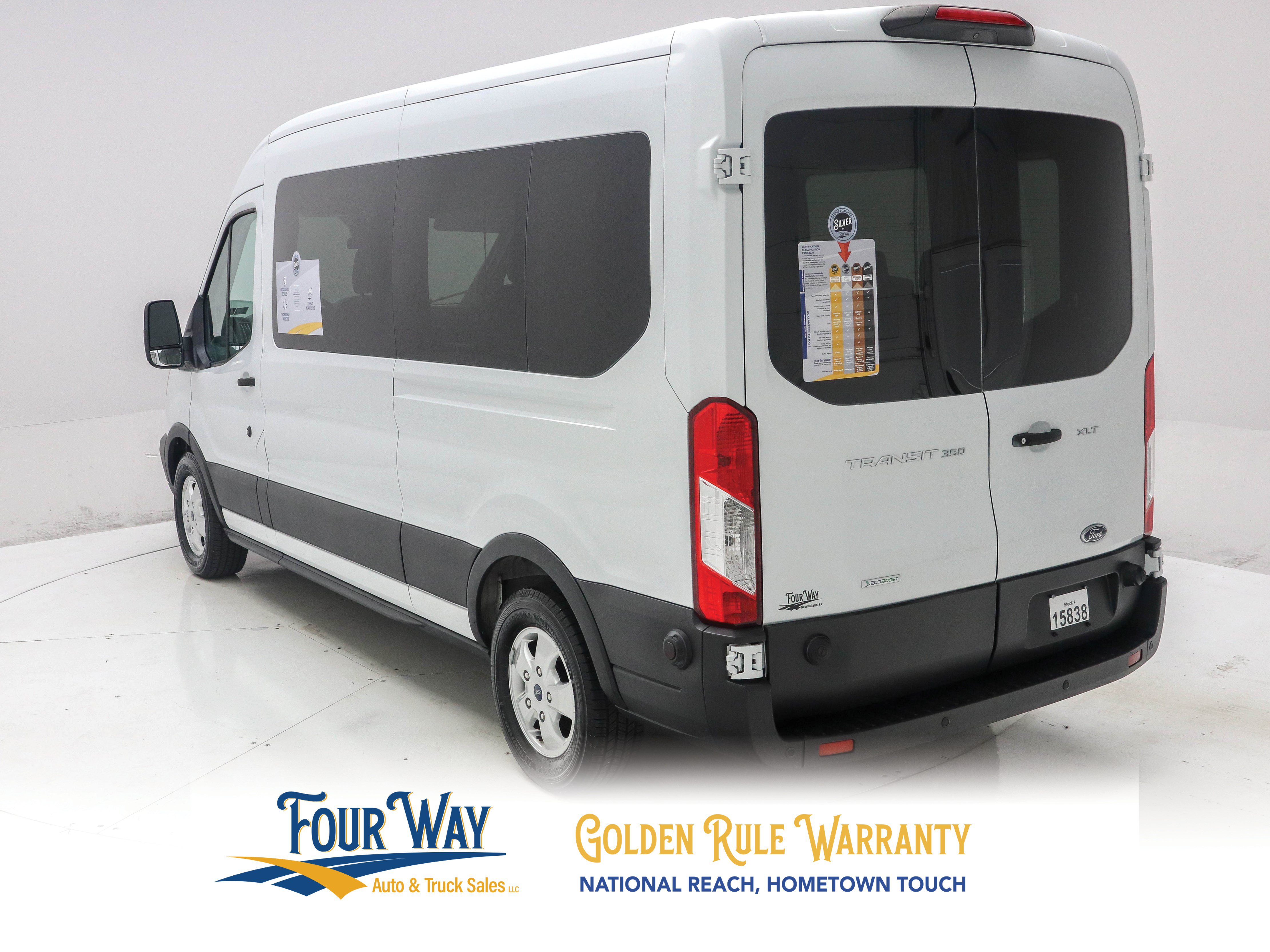 Used 2019 Ford Transit 350 XLT RWD image 7