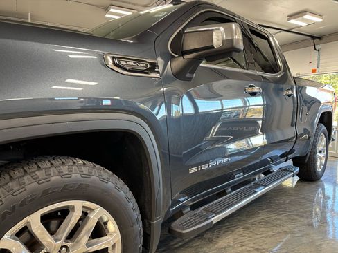 Used 2019 GMC Sierra 1500 SLT w/ SLT Premium Package image 7