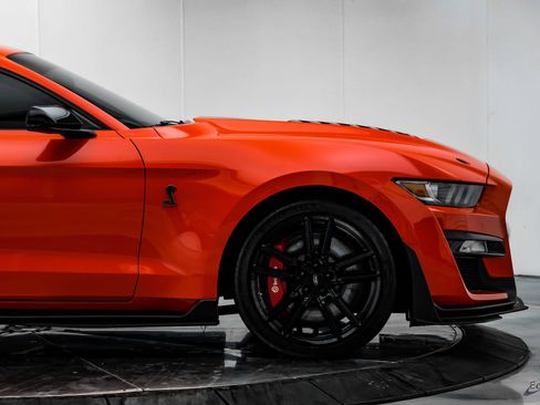 Used 2022 Ford Mustang Shelby GT500 w/ Technology Package RWD image 18