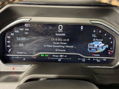 Used 2025 GMC Sierra 2500 AT4 w/ AT4 Premium Plus Package image 28