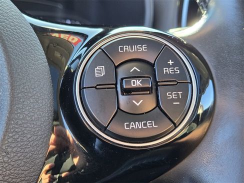 Used 2021 Kia Soul EX image 31