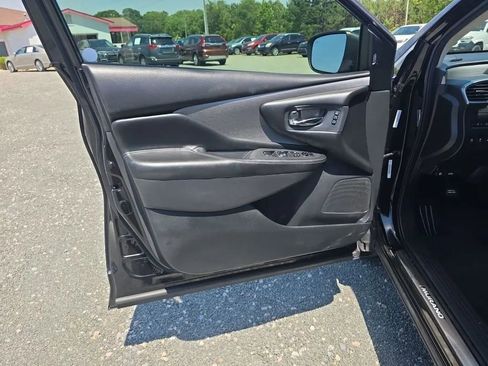 Used 2019 Nissan Murano SL w/ SL Technology Package FWD image 40