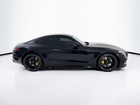 Used 2025 Mercedes-Benz AMG GT 63 image 9