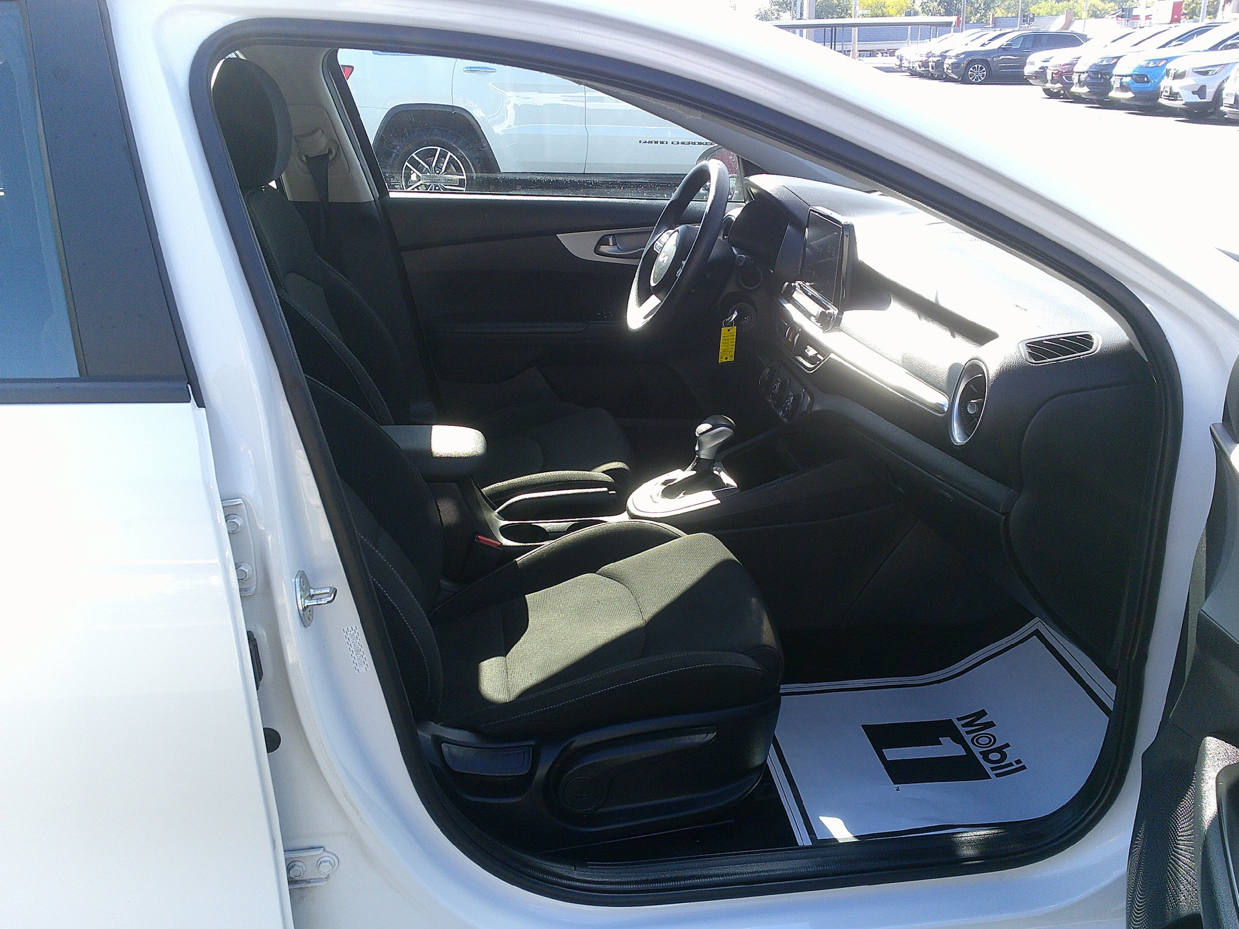 Used 2024 Kia Forte LXS FWD image 22