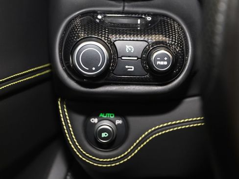 Used 2022 Ferrari Portofino M RWD image 51