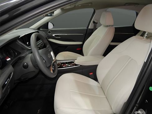 Used 2023 Hyundai Sonata SEL w/ Convenience Package image 15